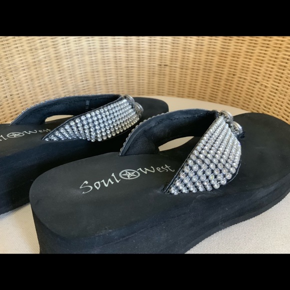 Soul West Big Bling Flower Crystal Thongs Sz 9 - Picture 4 of 8